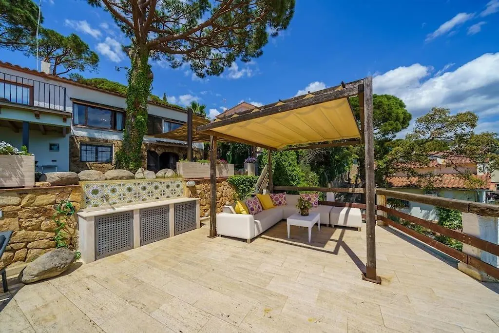Villa Mitjorn Cala Canyelles Lloret de Mar 0*,