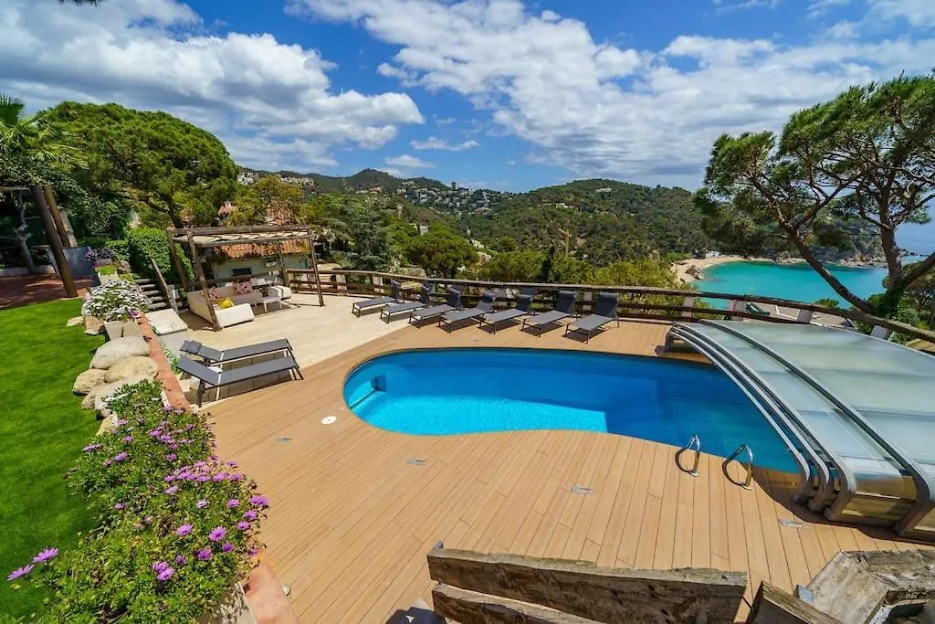 Villa Mitjorn Cala Canyelles Lloret de Mar 0*,  Spain