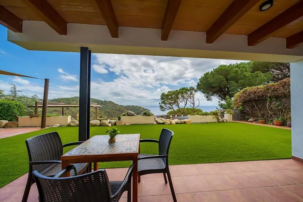 Villa Mitjorn Cala Canyelles Lloret de Mar
