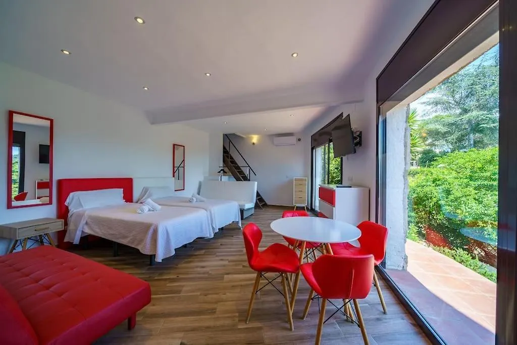 Villa Mitjorn Cala Canyelles location